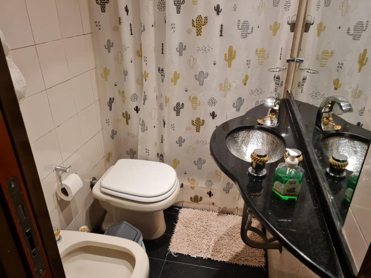 Monoambiente A 300 Metros Del Obelisco Appartement Buenos Aires Buitenkant foto