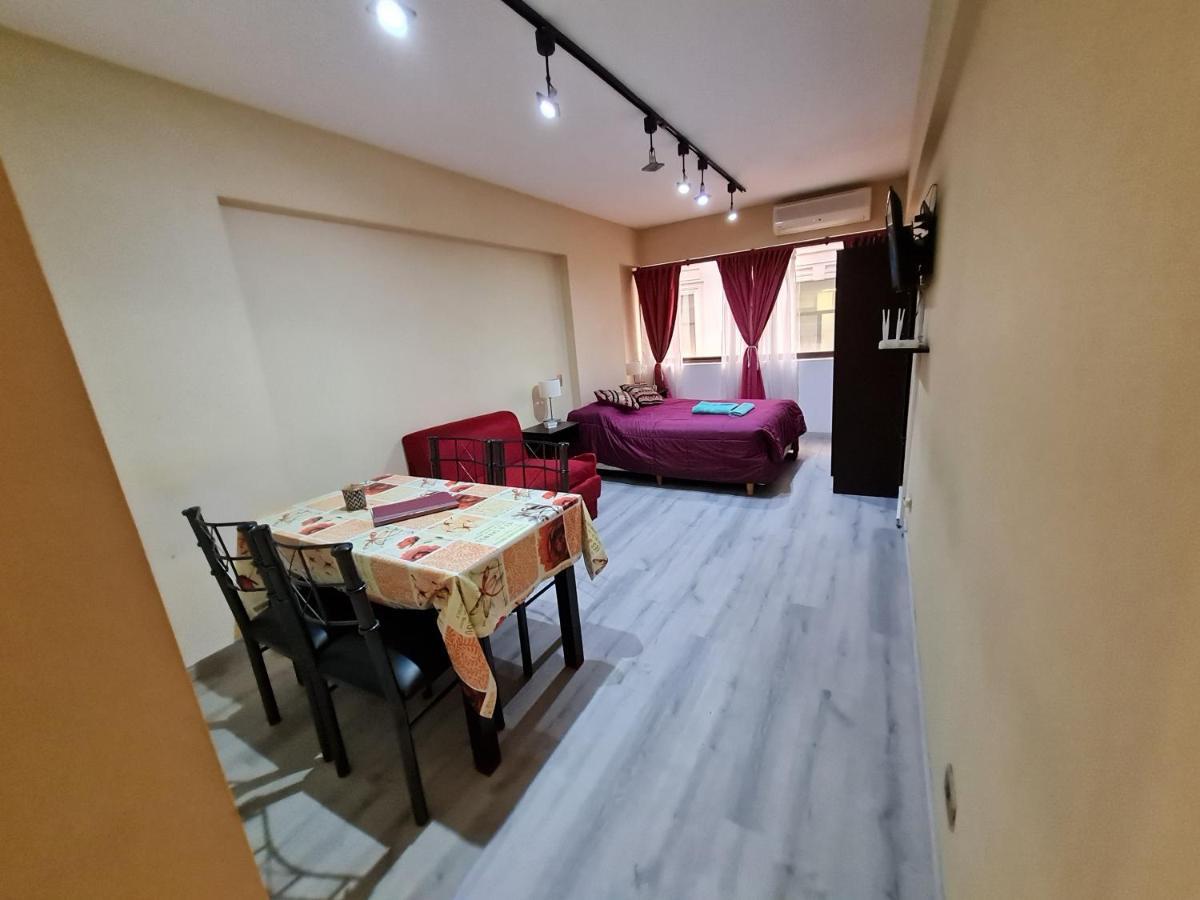 Monoambiente A 300 Metros Del Obelisco Appartement Buenos Aires Buitenkant foto