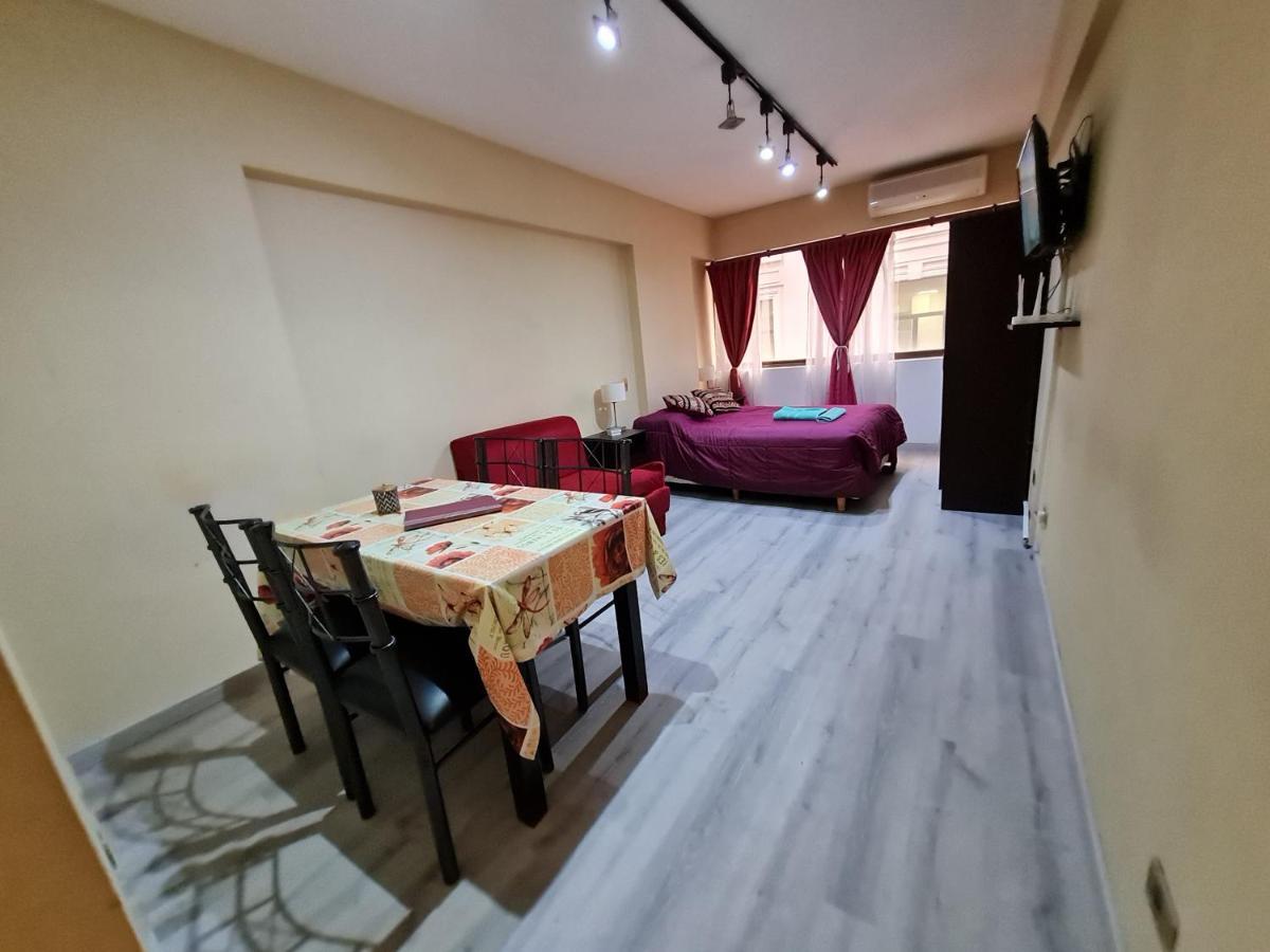 Monoambiente A 300 Metros Del Obelisco Appartement Buenos Aires Buitenkant foto