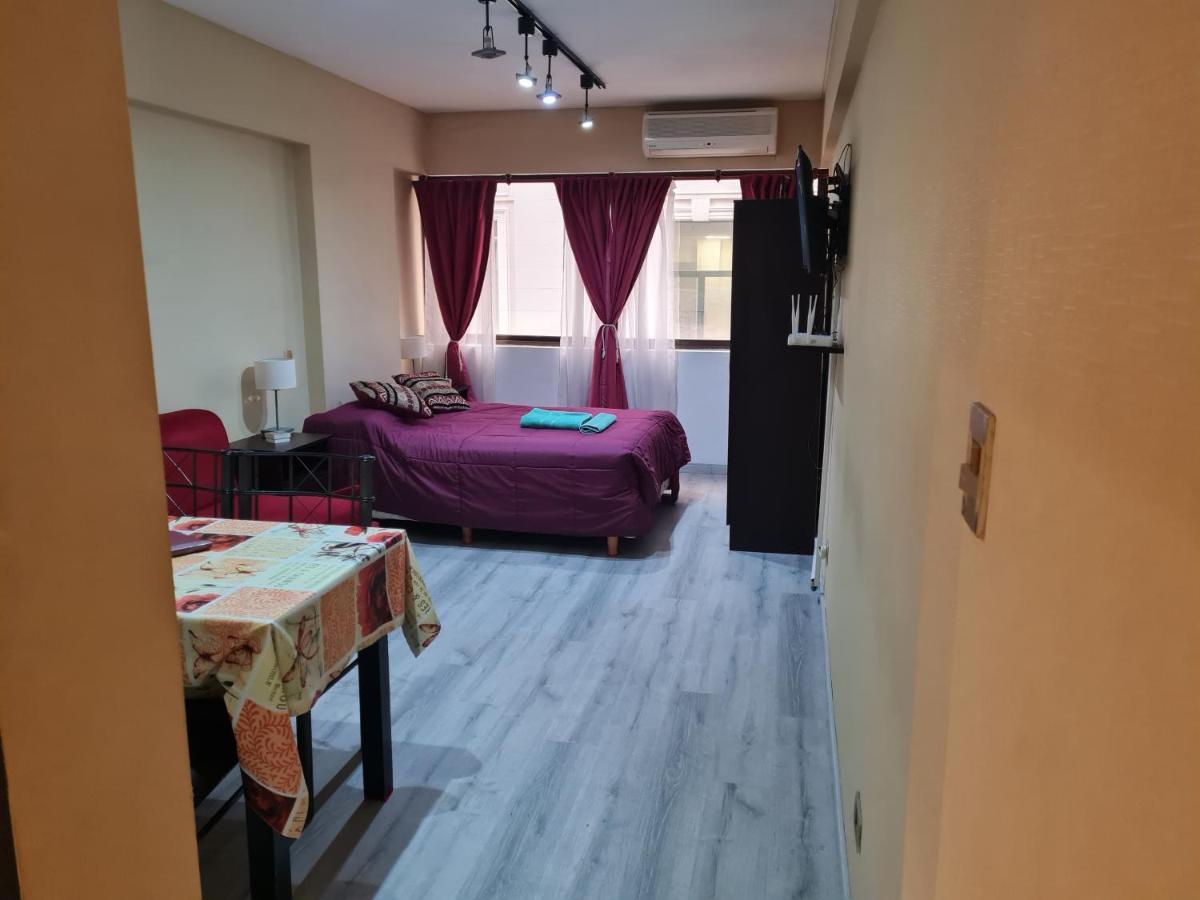 Monoambiente A 300 Metros Del Obelisco Appartement Buenos Aires Buitenkant foto