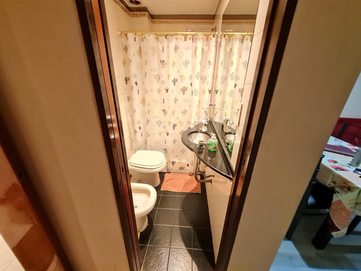 Monoambiente A 300 Metros Del Obelisco Appartement Buenos Aires Buitenkant foto